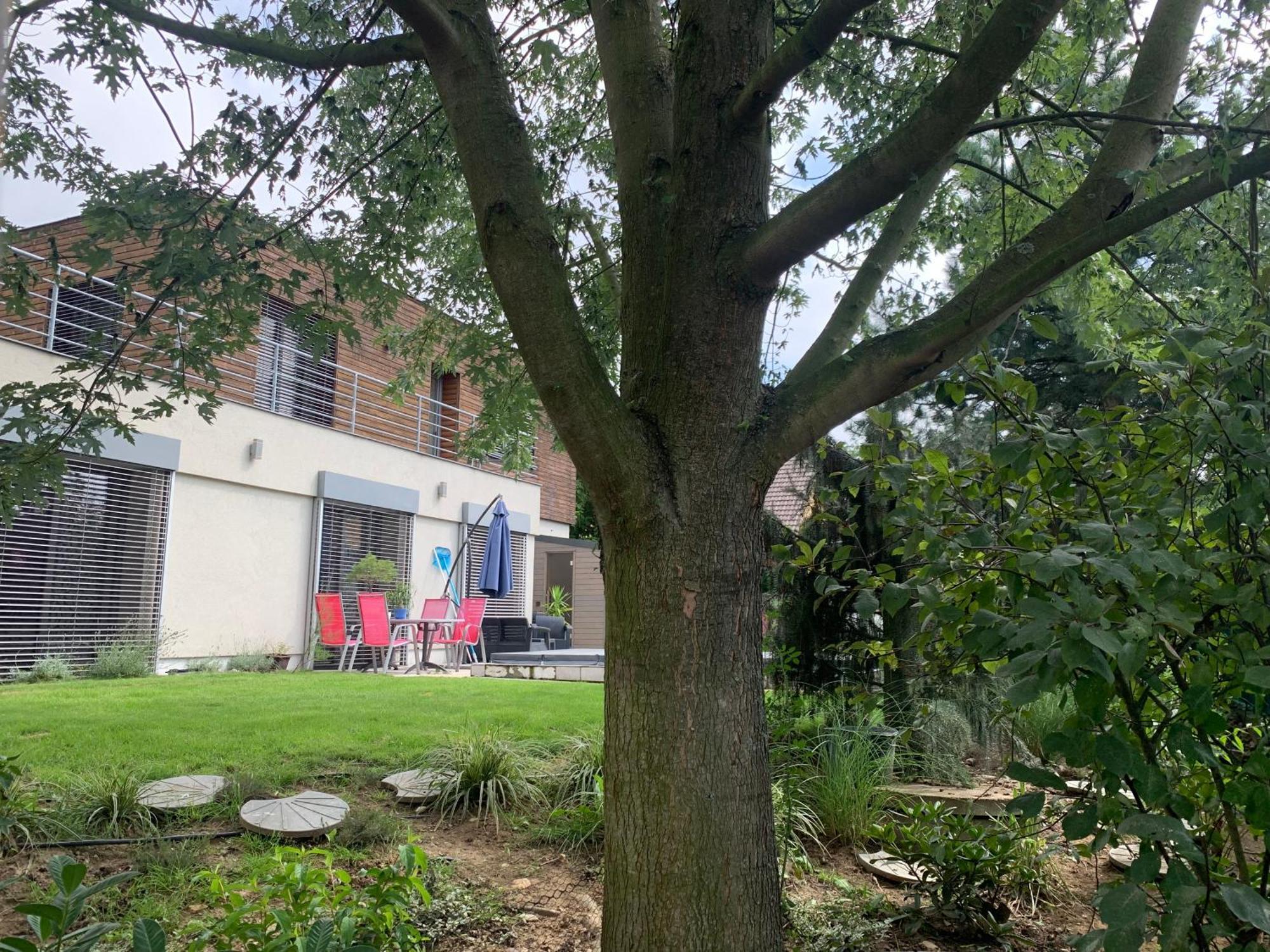 Apartman S Wellness Sluzbami Cercany Luaran gambar